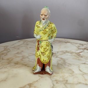 Antique Chinese export famille jaune (yellow) ceramic figurine